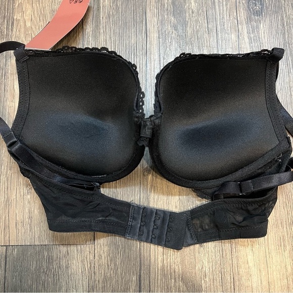 NWT H&M Black Lace Push Up Bra With Adjustable Straps Size 34D - Picture 7 of 9